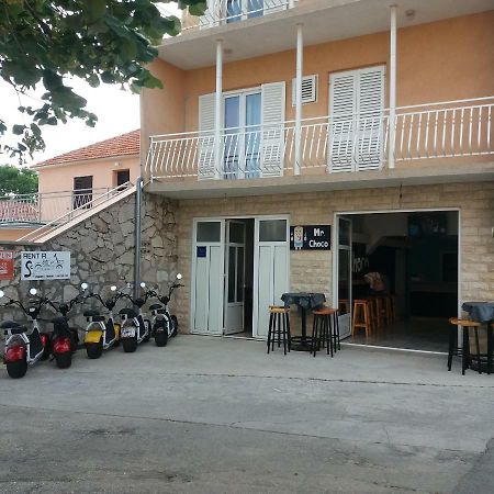 Apartments Danijela Tribunj  Ngoại thất bức ảnh