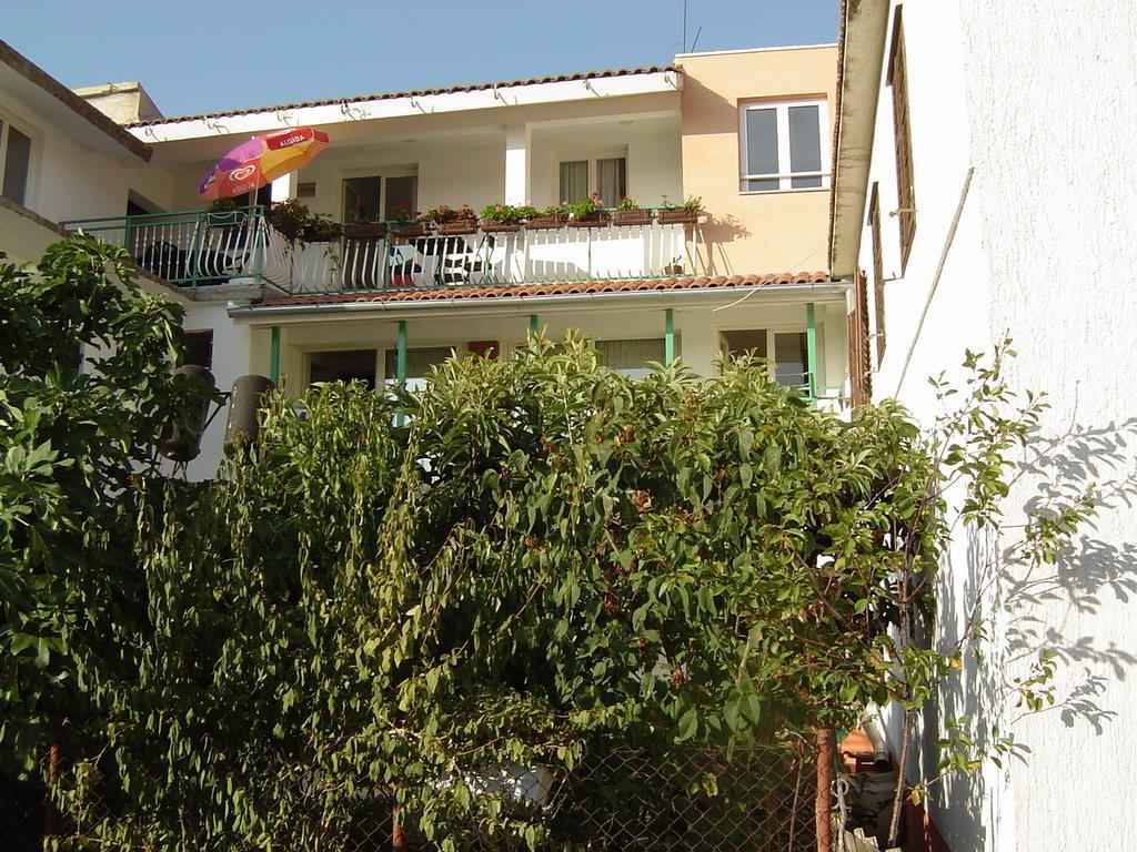 Apartments Danijela Tribunj  Ngoại thất bức ảnh