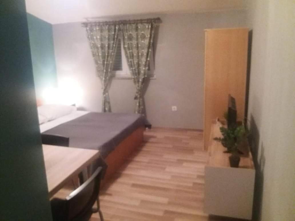 Apartments Danijela Tribunj  Ngoại thất bức ảnh